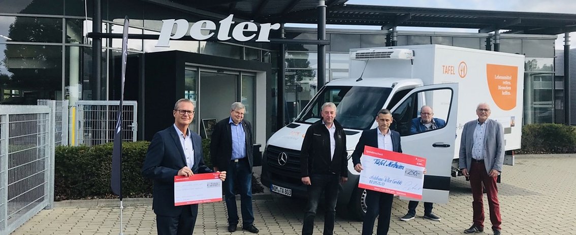 Spenden- und Fahrzeug&uuml;bergabe an den Tafel e.V. gestern in Northeim