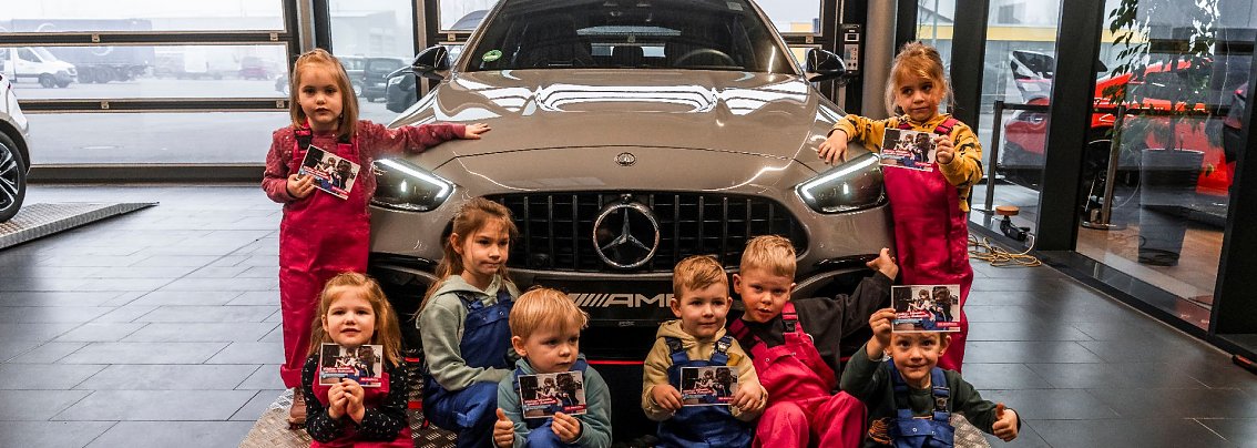 Kleine H&auml;nde, gro&szlig;e Zukunft � Kita-Kinder erleben spannenden Vormittag im Autohaus