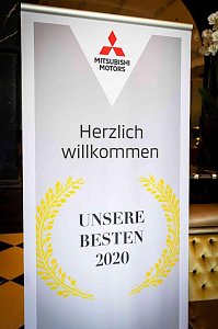 Begr&uuml;&szlig;ung im Grandhotel Schloss Bensberg.
