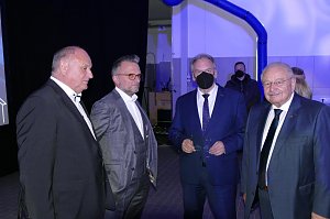 Willkommen im neuen Mercedes-Benz-Autohaus der Peter-Gruppe in Wittenberg!